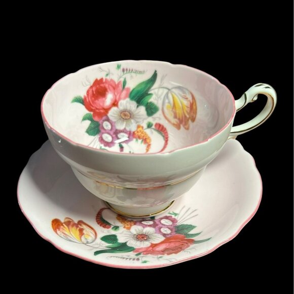 Paragon Pale Pink Floral Teacup & Saucer Double Warrant Bone China England The Q